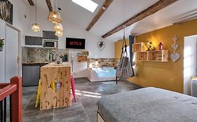 Place Carnot - Studio Tout Equipe Avec Jacuzzi Proche Toutes Commodites