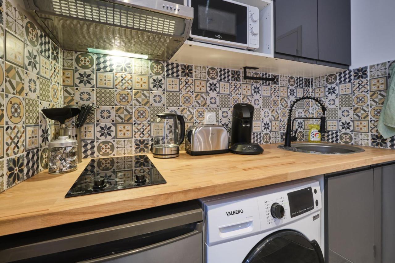 Place Carnot - Studio Tout Equipe Avec Jacuzzi Proche Toutes Commodites Carcasona Exterior foto