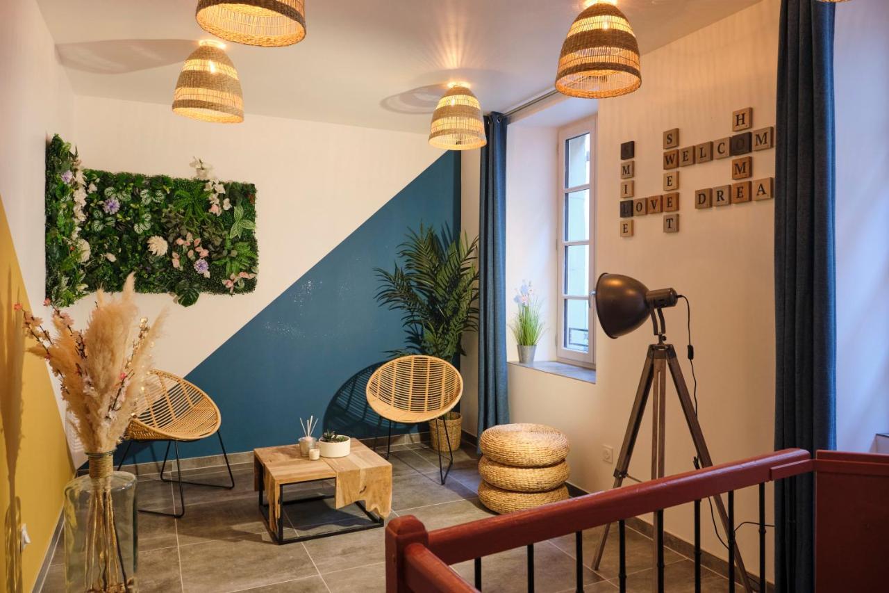 Place Carnot - Studio Tout Equipe Avec Jacuzzi Proche Toutes Commodites Carcasona Exterior foto