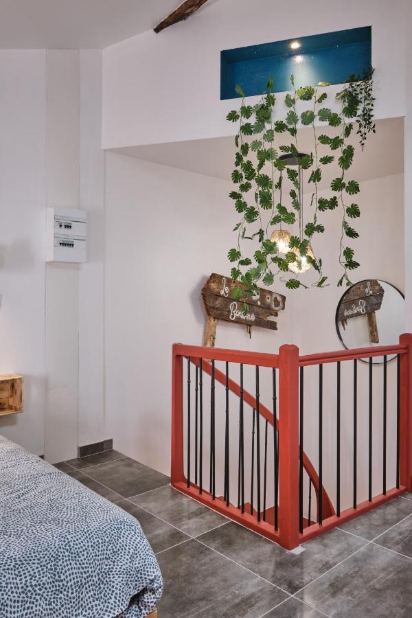 Place Carnot - Studio Tout Equipe Avec Jacuzzi Proche Toutes Commodites Carcasona Exterior foto