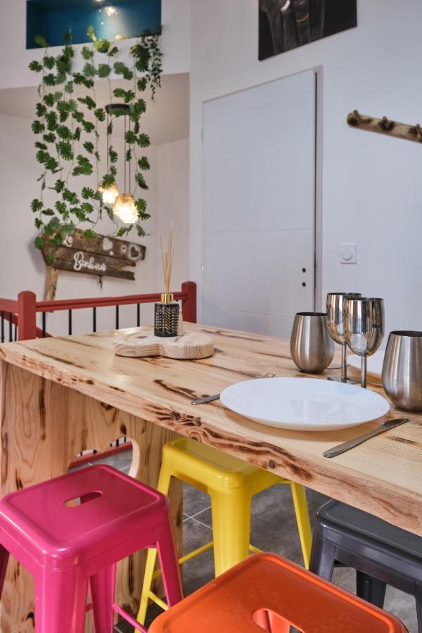 Place Carnot - Studio Tout Equipe Avec Jacuzzi Proche Toutes Commodites Carcasona Exterior foto